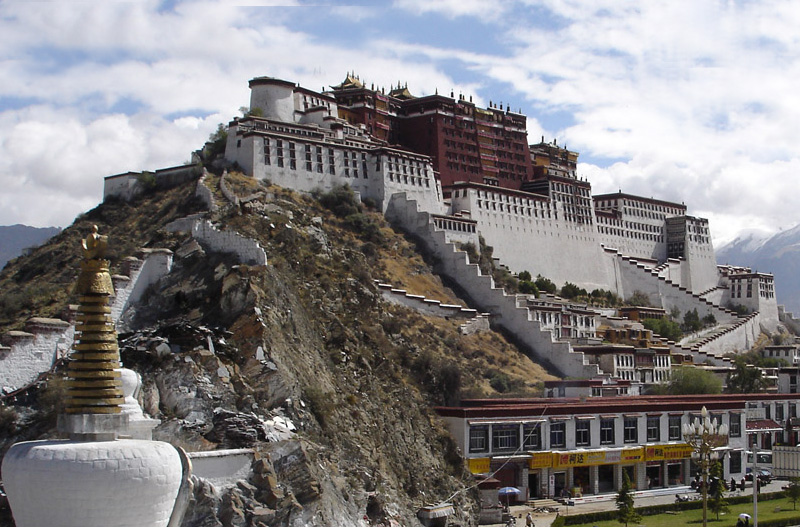 Trekking to Lhasa